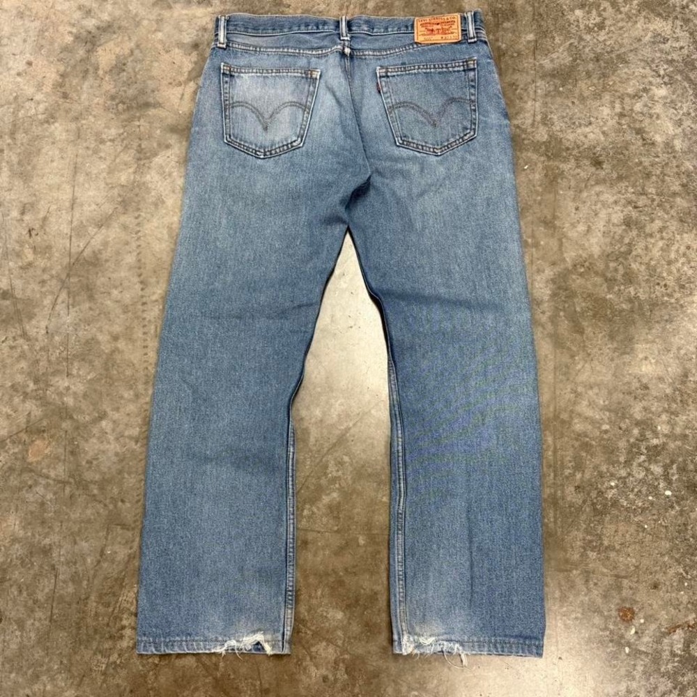 Y2K Levi's 505 Straight Fit Distressed Blue‎ Jeans 36x31